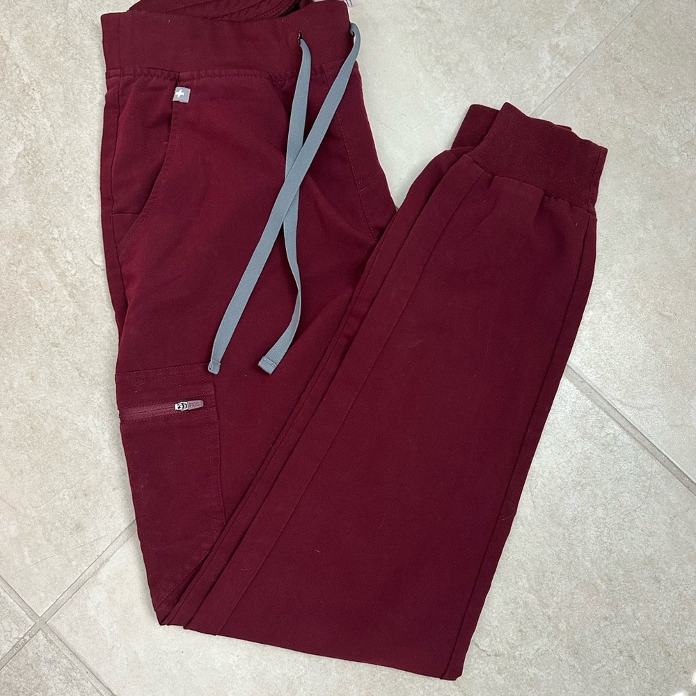 Figs Jogger Scrubs